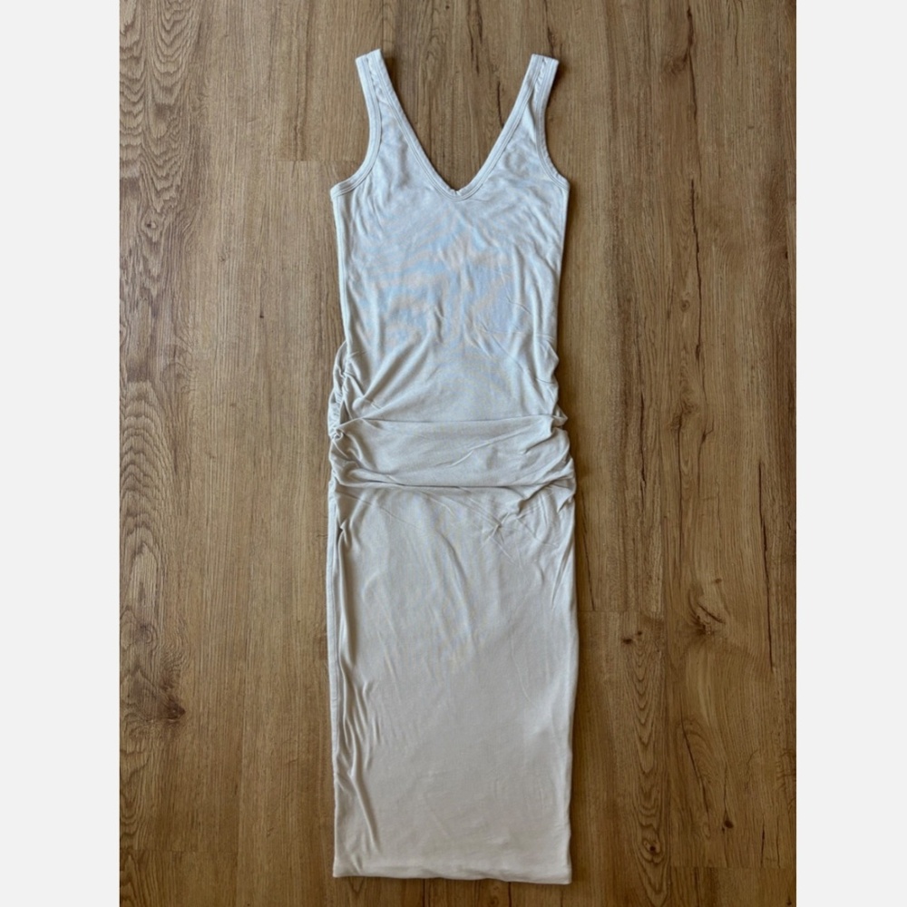 ★NWOT JAMES PERSE V-Neck Ruched cotton-blend jersey midi dress Beige Size1★